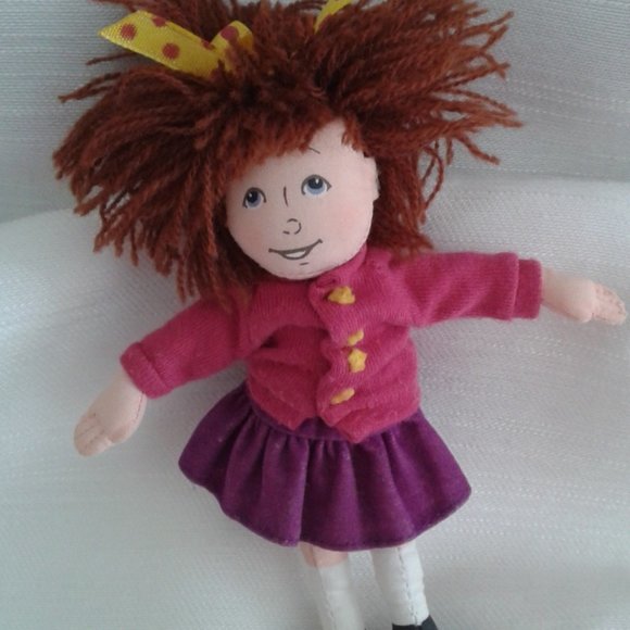 Junie B. Jones/Furskins: Hattie - Picture 8 of 12